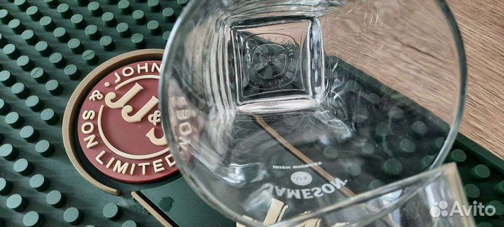 Продаю стаканы