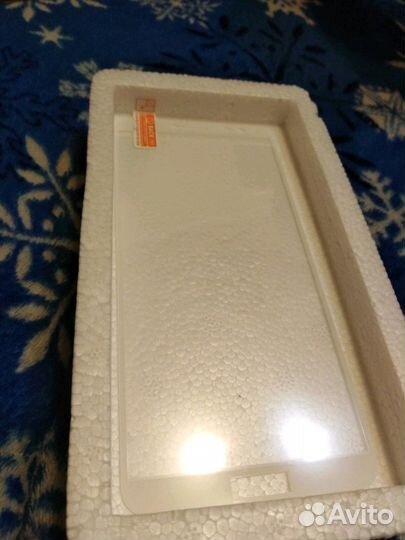 Защитное стекло