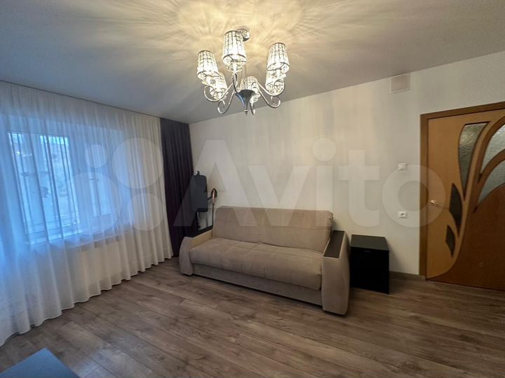 2-к. квартира, 52,6 м², 2/5 эт.