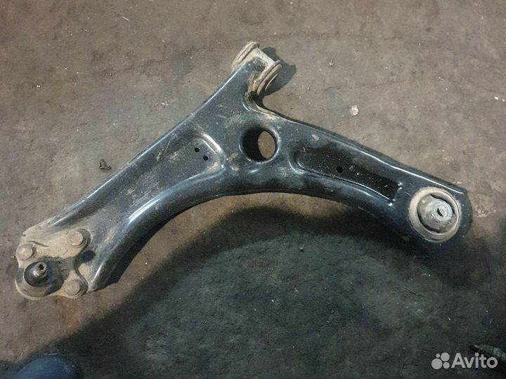 Рычаг левый шкода ети