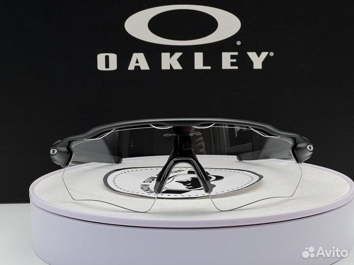 Спортивные очки Oakley Radar EV Path Clear
