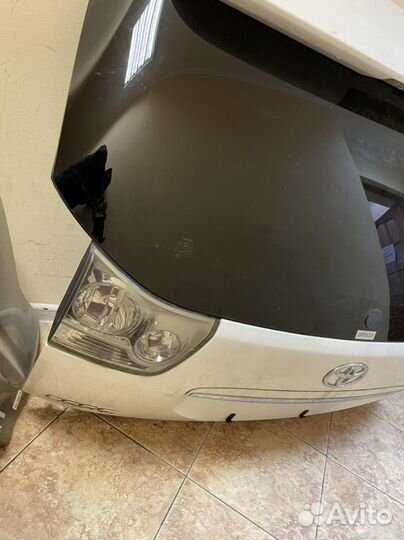 Крышка багажника Lexus rx300