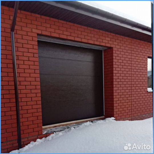 Секционные ворота