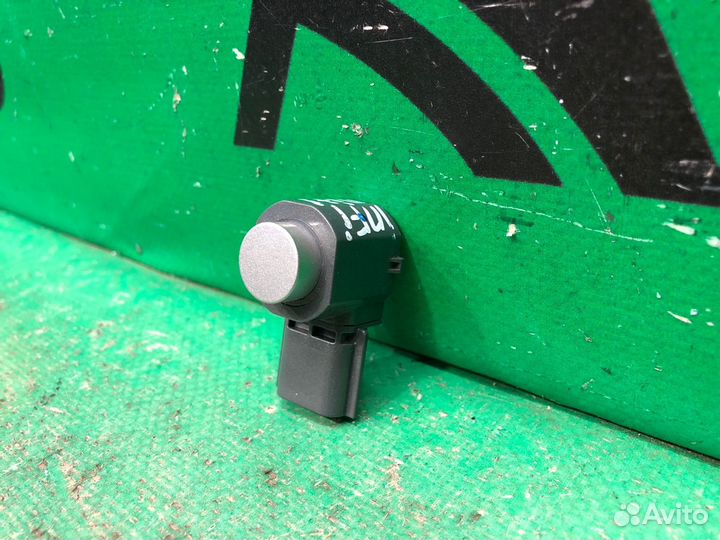 Датчик парктроника передний Infiniti Qx80 Qx56 Z62