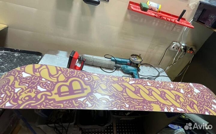 Обслуживание сноубордов горных лыж заточка кантов