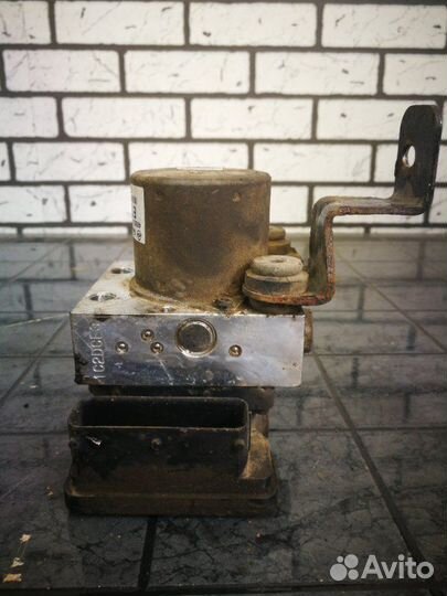 Блок абс (Насос) Ssangyong Actyon New D20DTF 2011