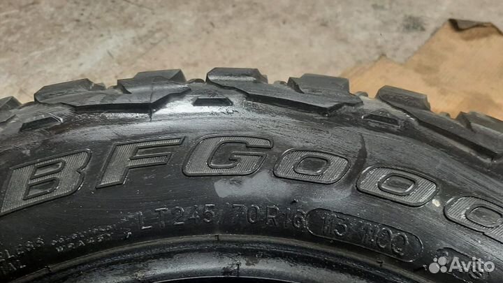 Bfgoodrich Mud-Terrain T/A KM3 245/70 R16