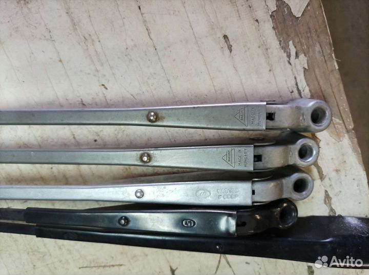 Поводки стеклоочистителя