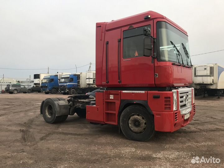 Renault Magnum, 2002