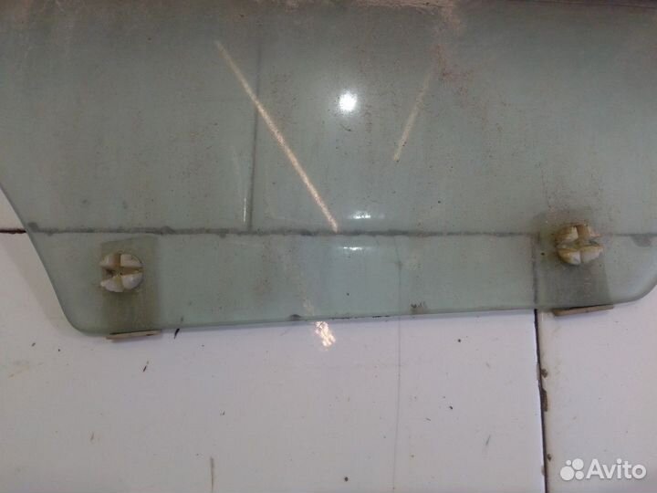 Стекло двери заднее правое (SsangYong Rexton)