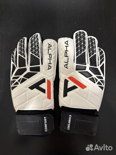 Вратарские перчатки Alphakeepers