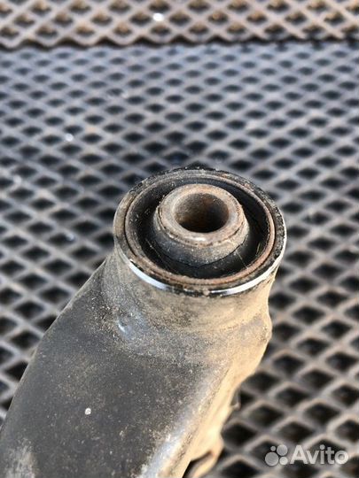 Маятник двигателя Honda Dio 27 / 28