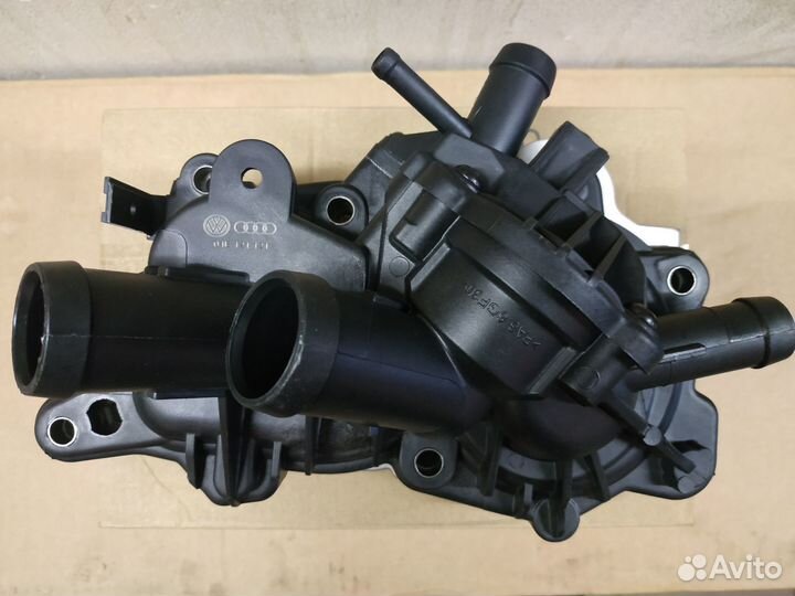 Насос водяной (помпа) VAG 04E121121A