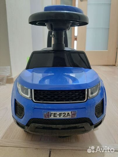 Детская машинка толокар