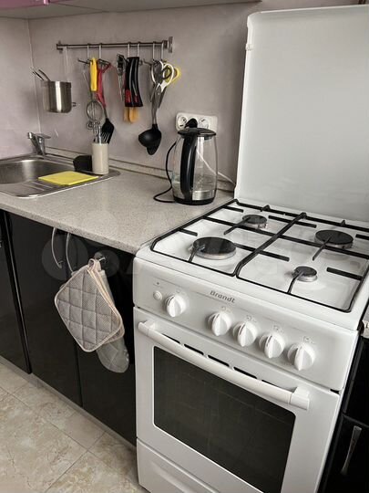 Комната 11 м² в 3-к., 9/9 эт.