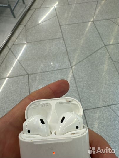 Airpods 2