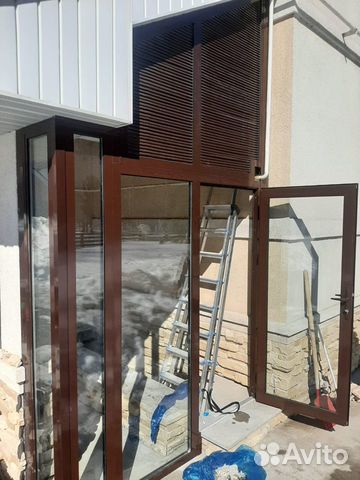 Двери, входные группы из алюминия