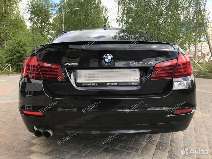 Спойлер BMW 5 F10 М5 на багажник черный глянец