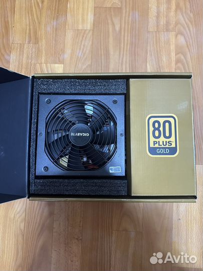 Модульный блок питания 750w gold Gigabyte