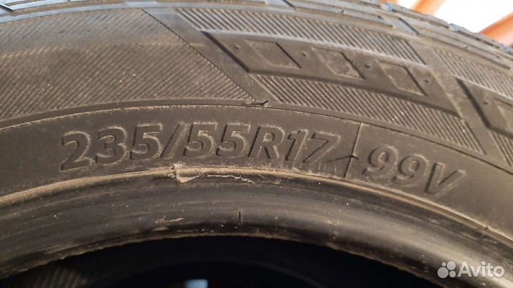 Hankook Dynapro HP RA23 235/55 R17