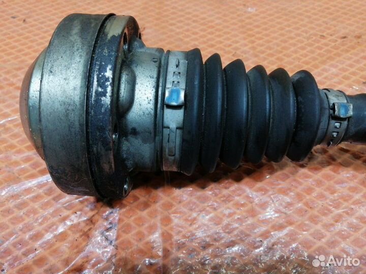 Приводной вал задний Audi A6 C6 4F AUK 2007