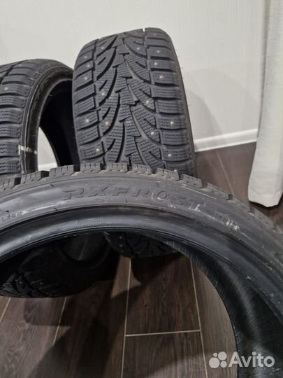 RoadX RX Frost WH12 225/40 R18 92H