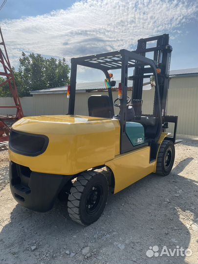 Вилочный погрузчик Komatsu FD50AT-7, 2007