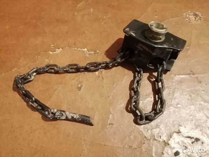 Механизм подъема запасного колеса Lexus LX570