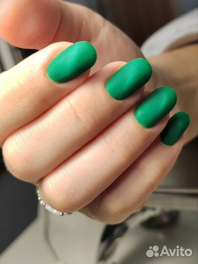 Маникюр и педикюр Восточно-Кругликовская