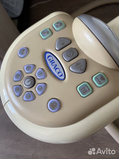 Электрокачели graco (укачивающий центр)