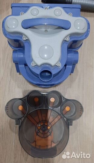 Пылесос Samsung aquatic sd9421