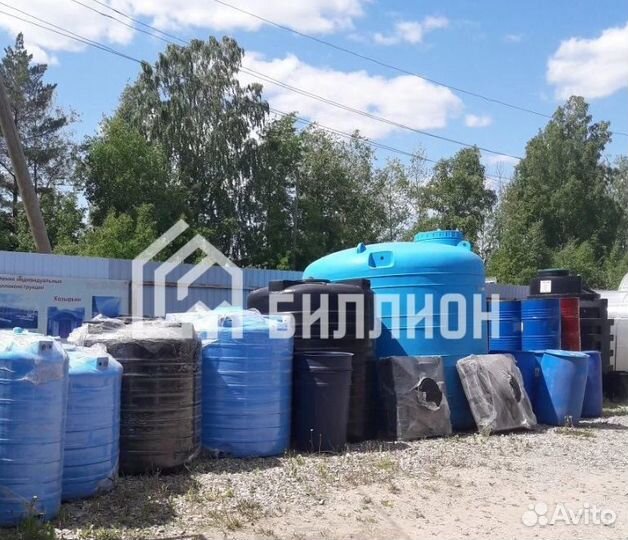 Емкость пластиковая на дачу 1000л