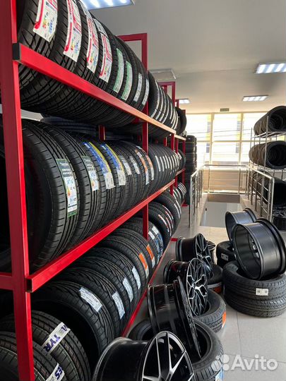 Arivo Ultra ARZ5 205/50 R17 93W