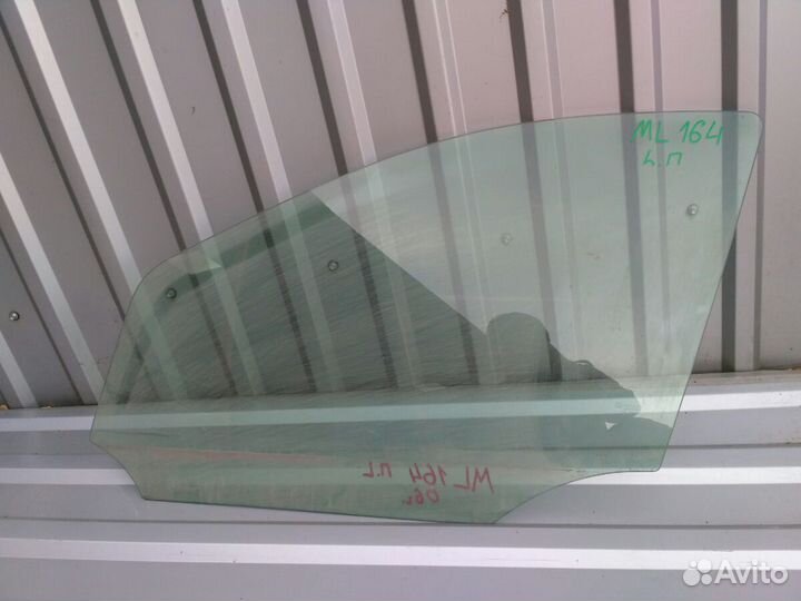 Стекло переднее левое Mercedes ML 164