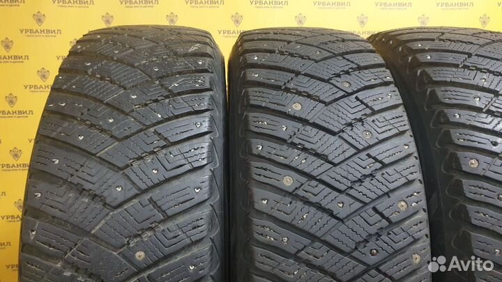 Goodyear UltraGrip Ice Arctic SUV 225/60 R18 104T