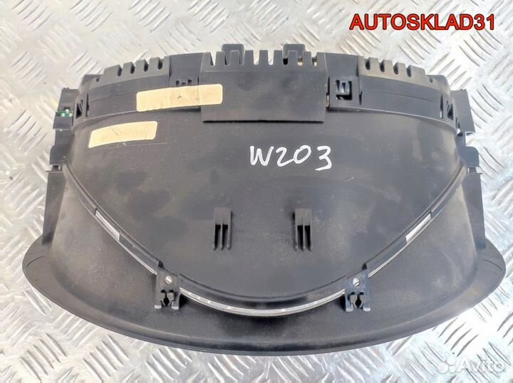 Панель приборов Mercedes Benz W203 A2035400348