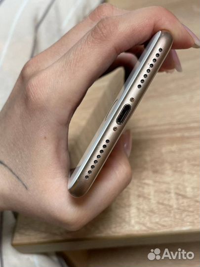 iPhone 8 Plus, 64 ГБ