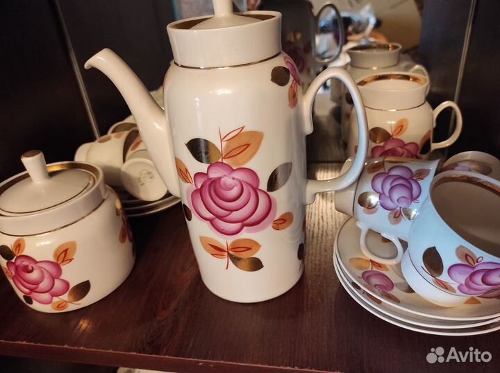 Сервиз. костяной фарфор. Артемовский фз