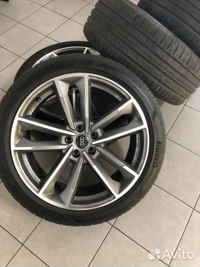 Pirelli P Zero 255/40 R20