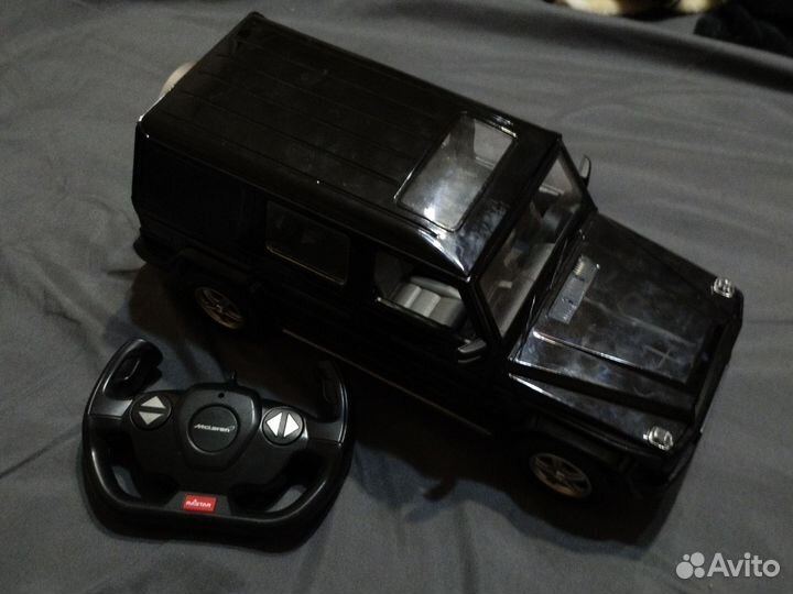 Машинка на пульте управления