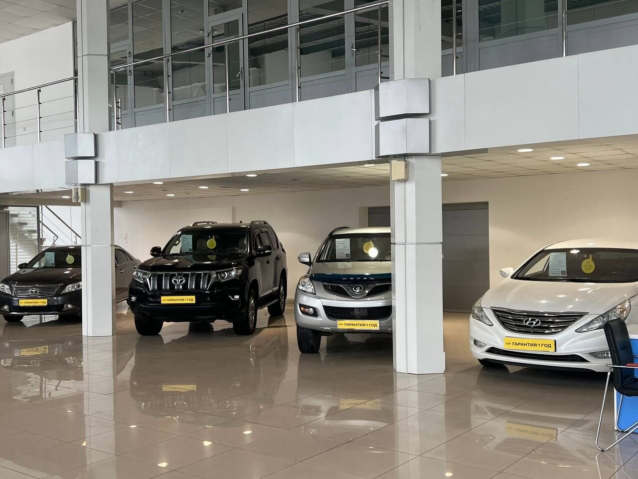 Кристалл моторс кемерово. Автосалон кристалл моторс томск. Crystal motors челябинск. Автосалон кристалл моторс томск. Автосалон кристалл моторс.