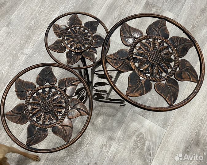 Подставка для цветов напольная металлическая