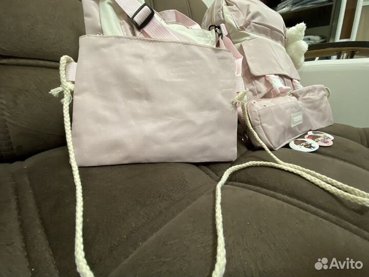 Рюкзак с сумками и пеналом