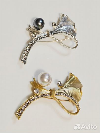 Брошка Нежность встречи