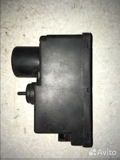 Центральный замок Volkswagen Passat B3 357862257