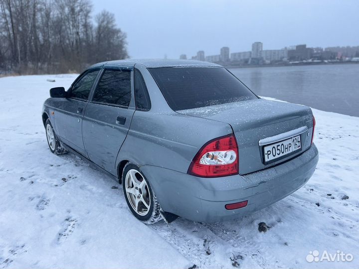 Аренда автомобиля на сутки LADA Priora