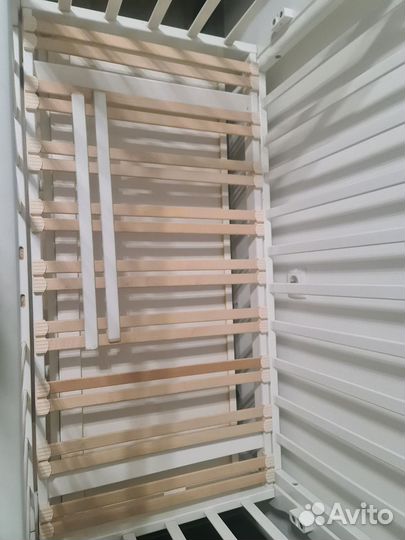 Детская кроватка с продольным маятником Можга