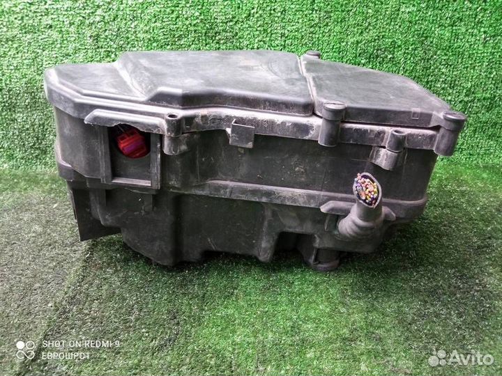 Блок предохранителей Volkswagen Touareg (2002-201