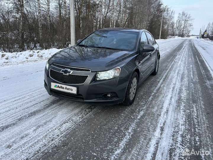 Chevrolet Cruze 1.8 AT, 2010, 170 000 км