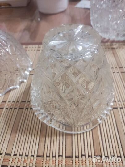 Хрустальная ваза, хрустальные конфетницы, посуда